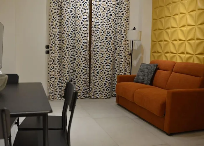 Casa Chiara-Holiday House Appartamento In Centro