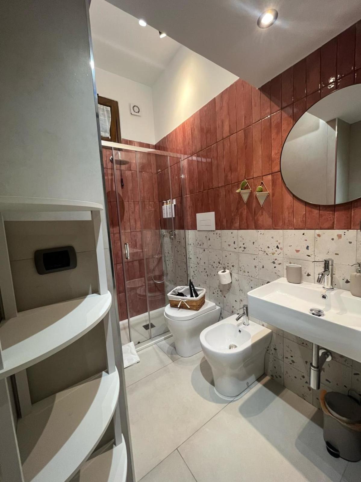 Casa Chiara-holiday House In Centro Apartamento